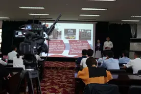 百年恰是风华正茂——开封红色旅游线路暨《开封红色图谱》发布会在河南大学举行图片