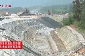 连城：省重点项目浦梅铁路建设者“五一”坚守岗位保进度图片