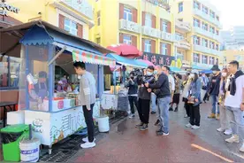 刘恺威久违录制综艺，挑战开三轮车、炒菜等，还被狂夸像20多岁图片