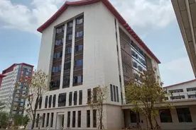 漳州一中高中部建成 位于瑞京路西湖段秋季投用图片