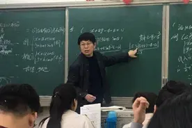教师编制形势严峻，师范生或将无法报考中小学编制，毕业生慌了图片