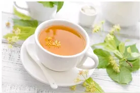 倒茶时，对方敲桌子三下是啥意思？老人告诫：不懂可别乱敲图片