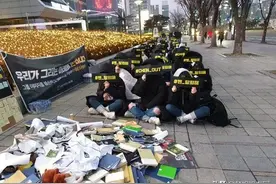 EXO 面临前所有为的难关：Chen 被要求退队，粉丝之间的“内战”图片