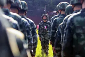 火力全开！直击武警广西总队南宁支队实弹射击现场图片