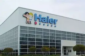 海尔空调工救下女童获赠一套房获赞，但孩子父母却遭到了大家质疑图片