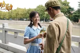 给《功勋》8个单元剧排序，《李延年》第一，《黄旭华》倒数图片