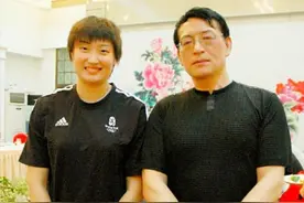 中国女排杨昊：综合型排球指导，恩师点评高！郎平之后有她利好？图片