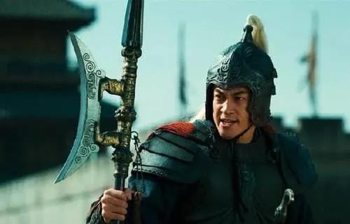 《三国演义》中“三英战吕布”的主角，不是刘关张，而是孙坚