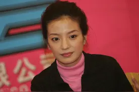 赖账3亿？被质疑离婚？不怪赵薇突然低调，毕竟她真的不好过图片