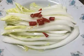 凉菜分享：糖醋白菜、老醋蛰头、凉拌莴笋丝的简单做法图片