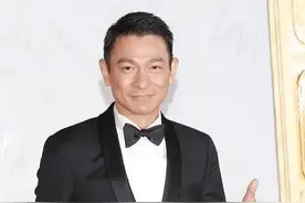 李克勤最无助时，“试一试”向刘德华借钱，八个字却让他记一辈子图片