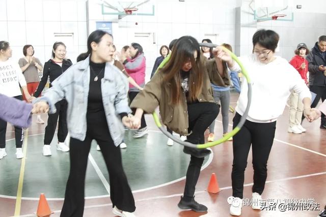 运动会通讯稿范文 运动会通讯稿范文300字(图17) 运动会通讯稿范文 运动会通讯稿范文300字(图17)