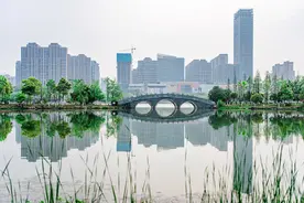 为什么十年内赣州很大可能会从三线跃居为二线，房价也会大涨图片