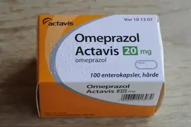 奥美拉唑与哪些药物合用可增效？与哪些药物有相互作用不能一起用图片