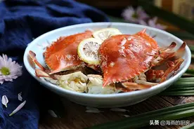 蒸5分钟就上桌，螃蟹这做法，简单又鲜美，特适合过节吃图片