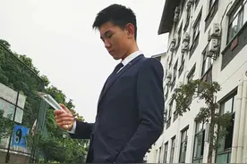 “爱吹牛”的爸爸，培养出一个牛娃，却魂断美国，科学育儿是关键图片