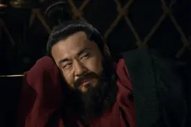 屯土山约三事，曹操的大胸怀与关羽的小心思，尽显两人的忠与诚图片