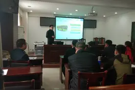 泗洪县交通局对新入职公交驾驶员进行岗前培训图片