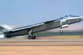 歼-20首次展示对地攻击能力，性能先进，力压美国隐身战机图片