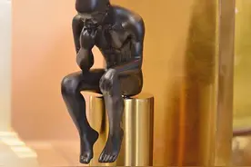 为什么人类要擦屁股，而动物却不用？它们不怕脏吗？图片