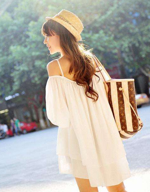 “撩人致命”的体香，白皙透亮的“牛奶肌”，真令人向往