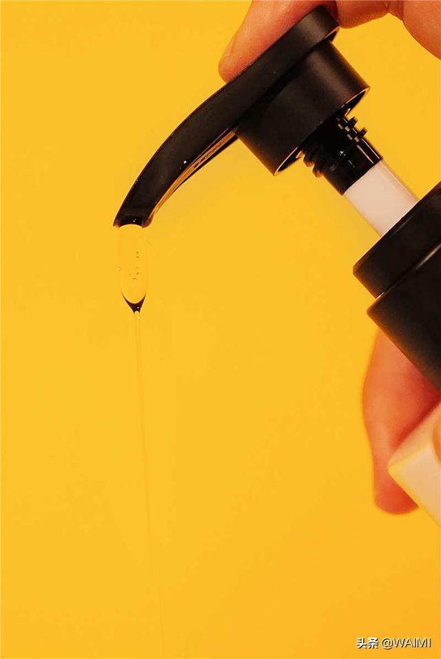 头发干枯油腻，头皮发痒，那是因为你没用这款洗发水