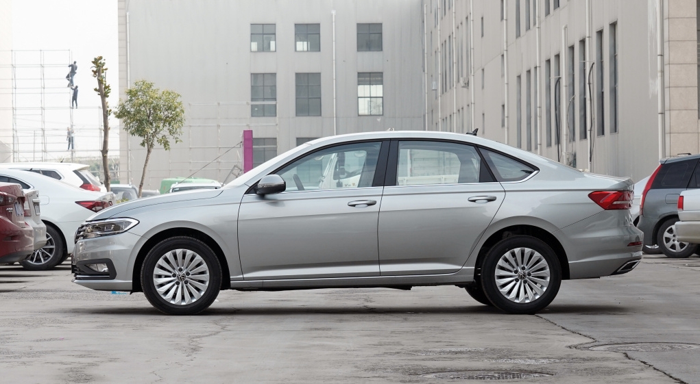 大众朗逸空间表现_大众朗逸外观造型_大众朗逸车质量怎么样