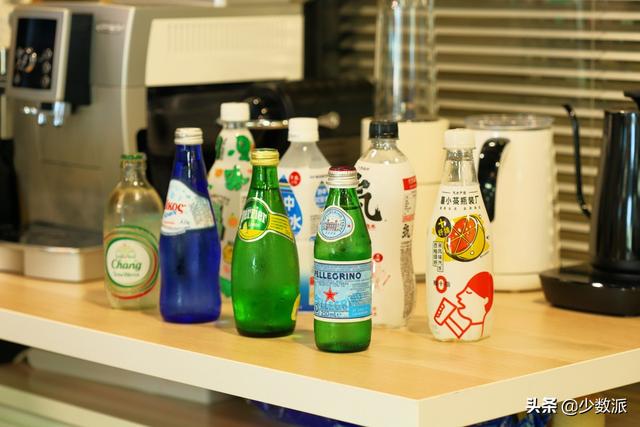 25 种无糖饮料大横评，哪种才是健康消暑最佳选择？