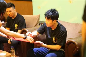 小沈阳曾火遍大江南北，却只因他的一个念头，无奈泯然于众人中图片