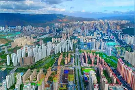 青海人口最多的城区，民族特色十分浓厚，会成为下一个海湖吗？图片