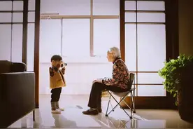 倪萍《姥姥语录》：一位小脚老太太留下的人生哲理，太实用了图片