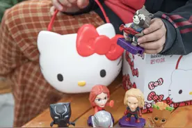 麦当劳联名玩具！漫威英雄+Hello Kitty来了图片