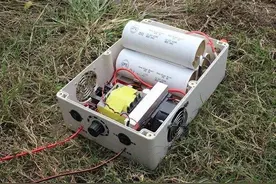 电鱼被禁后，电鱼机厂家发现“新商机”，这次遭殃的却是蚯蚓图片