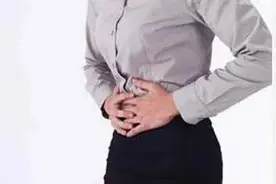 嚼嚼口香糖缓解“肠梗阻”图片