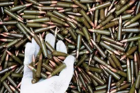 过期的弹药如何处理？俄罗斯低价出售战乱国家，我国做法更高明图片