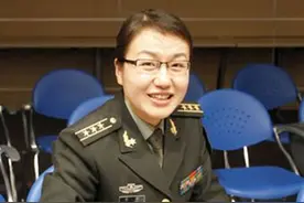 李莉：中国军事专家，一针见血点破国际军事形态，让美国望而生畏图片