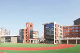 最高可一次性补助14万元！光谷面向全国招聘450名教师及工作人员图片