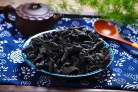 买黑木耳时，选大的还是小的？记住“3买3不买”，谁都不能忽悠你图片