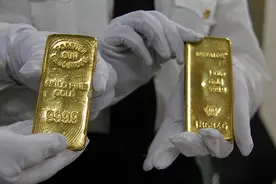 银行员工透露：为何在银行卖出去的金条，银行却不愿意回收图片