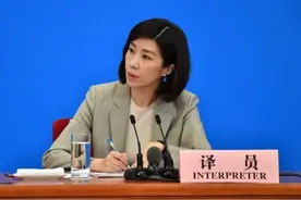 外交部女神张璐升职，因一句硬核翻译走红，成功的背后是艰辛图片