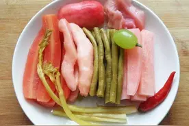 正宗四川泡菜的做法，健康卫生，简单几步就能做好图片