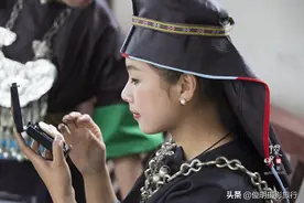 黔东南的世界第一超短裙苗族图片