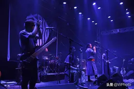 在北京糖果俱乐部，看大青山音乐节图片