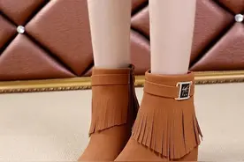 中国又出一女鞋：叫雪地靴，保暖时尚还百搭，关键人人买得起图片