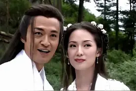 《东游记》何仙姑变样！发际线后移皱纹多，与儿子相依为命显沧桑图片