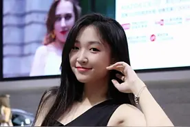 摄影：婀娜多姿、高贵典雅的车模（文化观察之五十八）图片