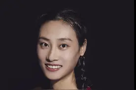 “撑竿跳女神”李玲，4次刷新亚洲纪录，东京奥运会力争好成绩图片