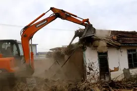 乡村“蝶变”展新颜！延吉市朝阳川镇危旧房屋拆除ing图片