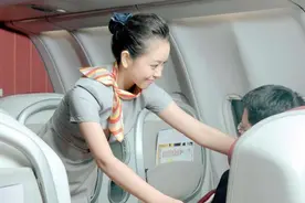 为什么空姐下飞机后，常常不回家而是住在酒店？原因你知道吗？图片