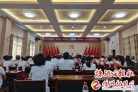 向先进看齐，为民谋福祉！宋家桥街道召开“学党史、悟思想、办实事、开新局”专题组织生活会图片